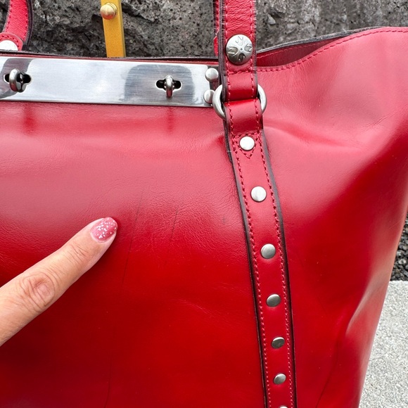 Patricia Nash NWT Distressed Leather “Benvenuto” Tote Bag – Lava Red Retail $299 - Picture 7 of 17